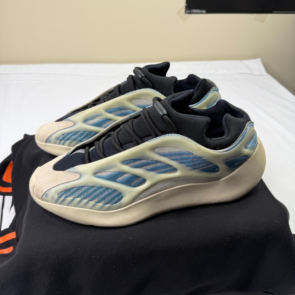 Size 13 - adidas Yeezy 700 V3 Kyanite